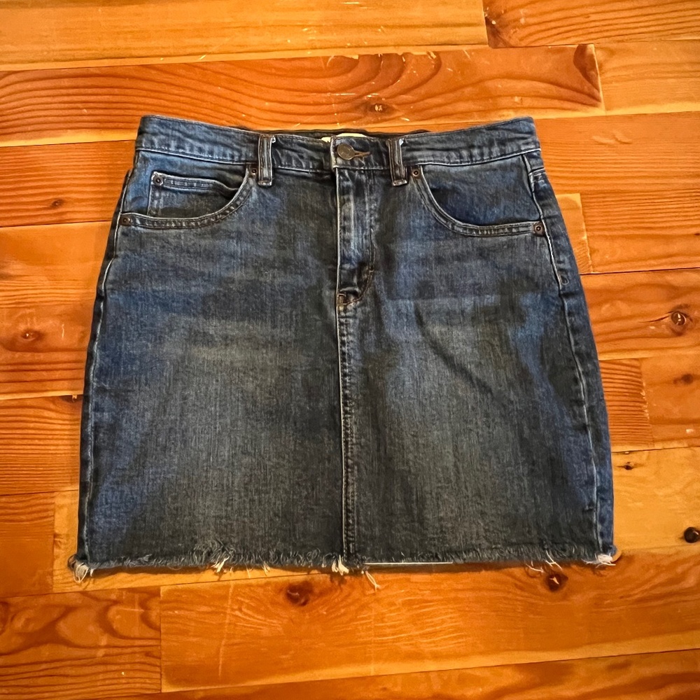 Jean skirt size large